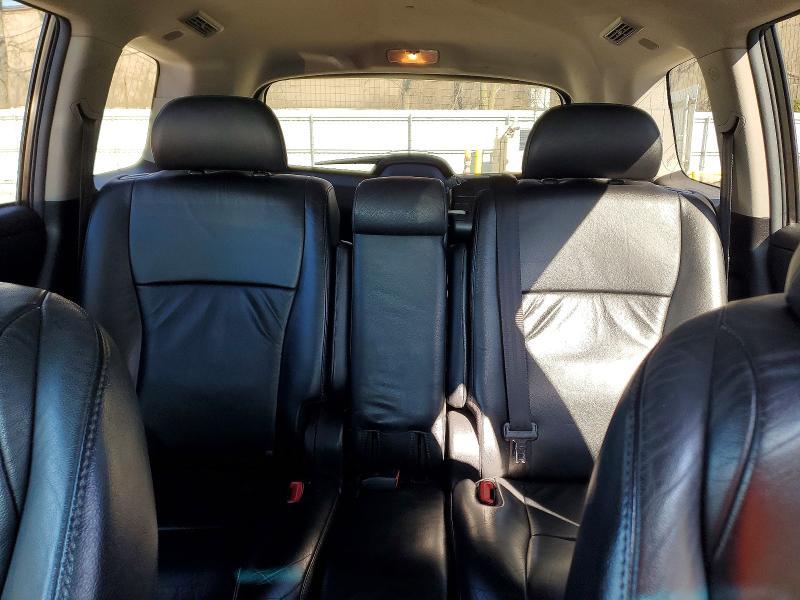 2011 Toyota Highlander se