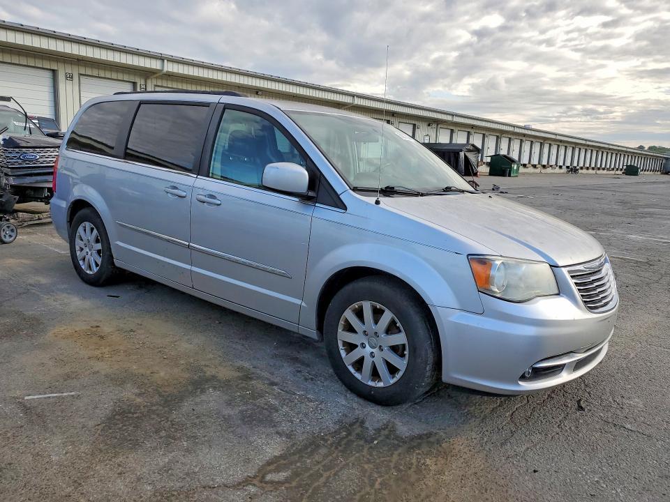 2011 Chrysler Town & Country Touring l