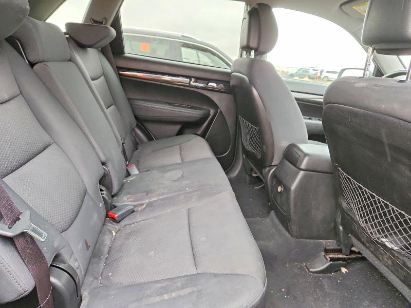 2012 KIA Sorento lx