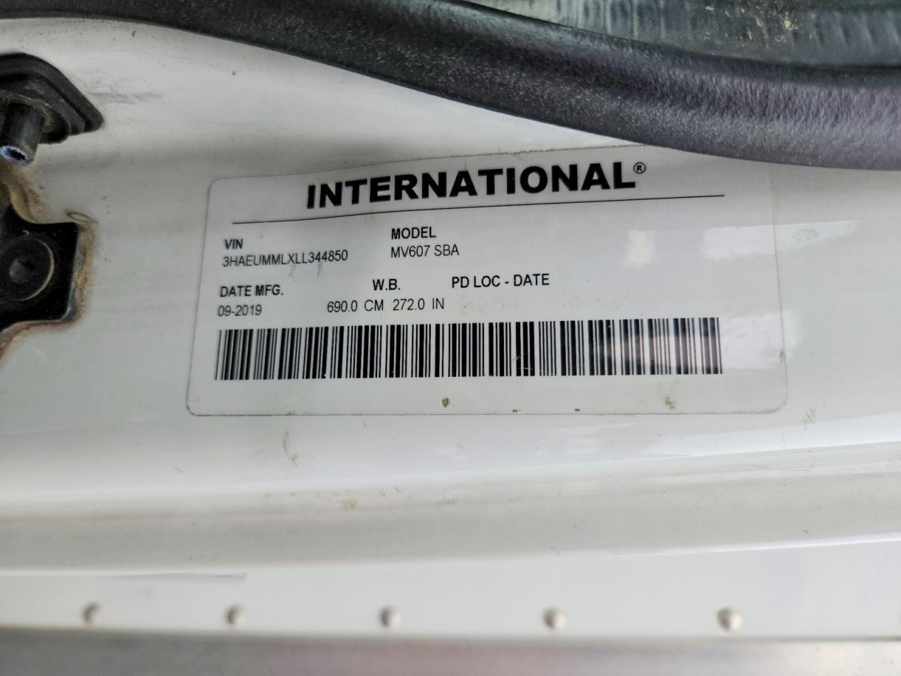 2020 International MV607 BOX Truck