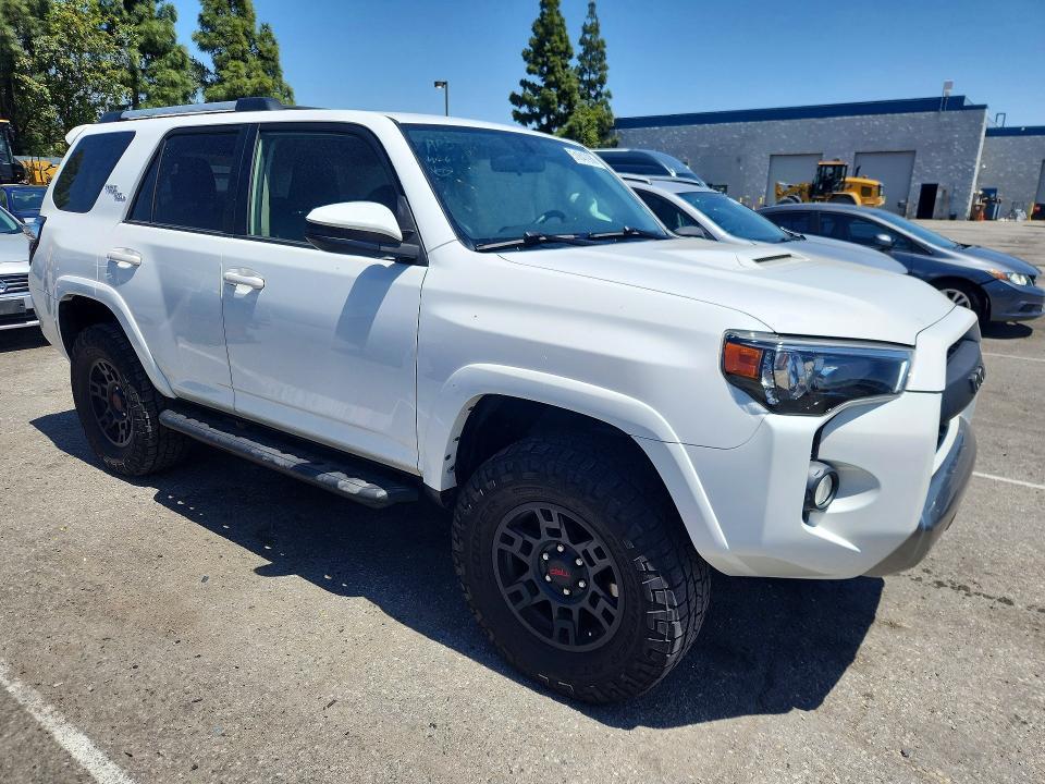 2018 Toyota 4runner trd Off-road