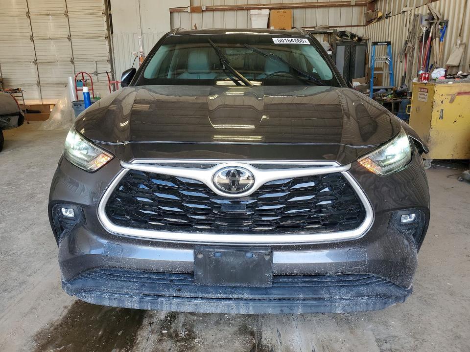 2020 Toyota Highlander xle