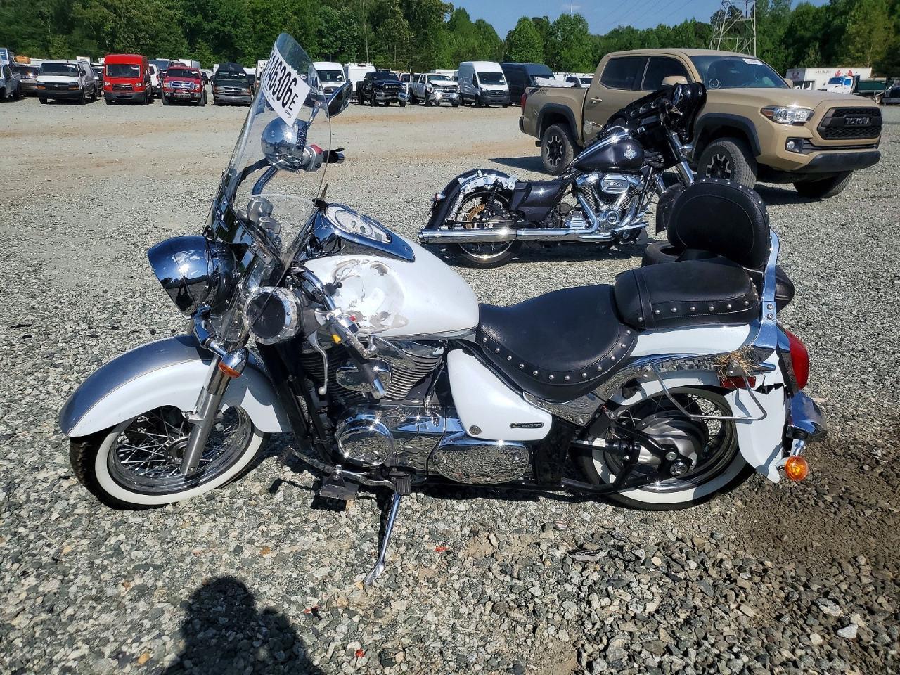 2013 Suzuki VL800 T