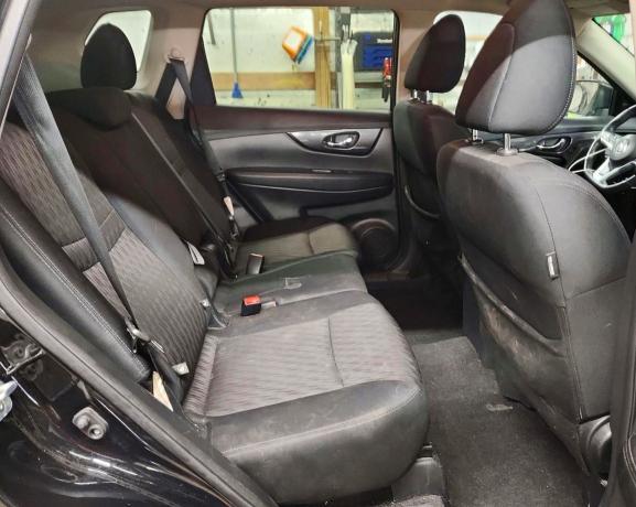 2018 Nissan Rogue sv