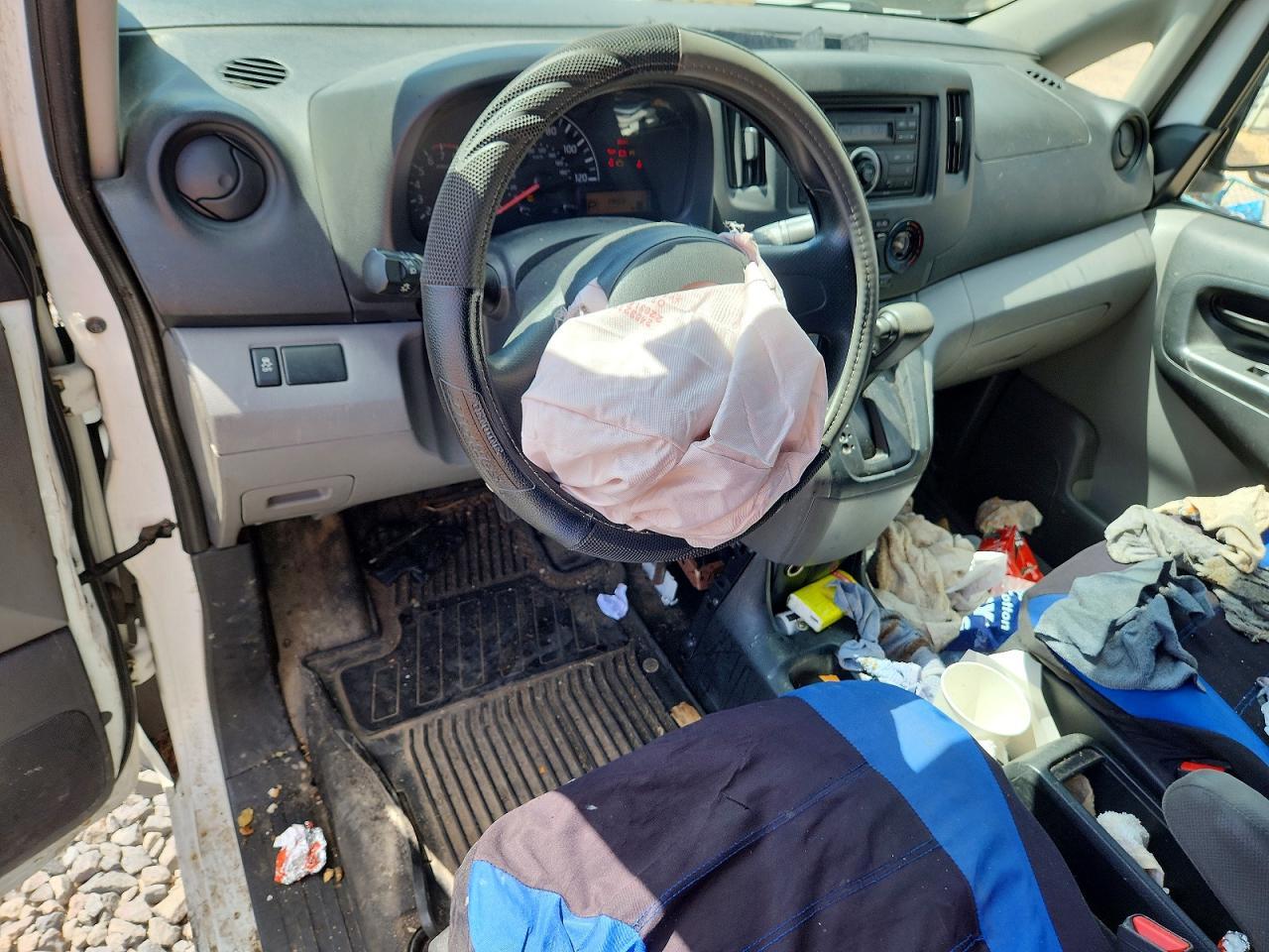 2015 Nissan NV200 S