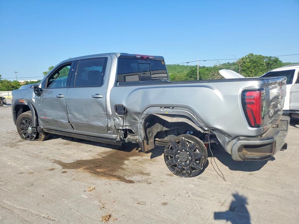 2025 GMC Sierra K2500 AT4