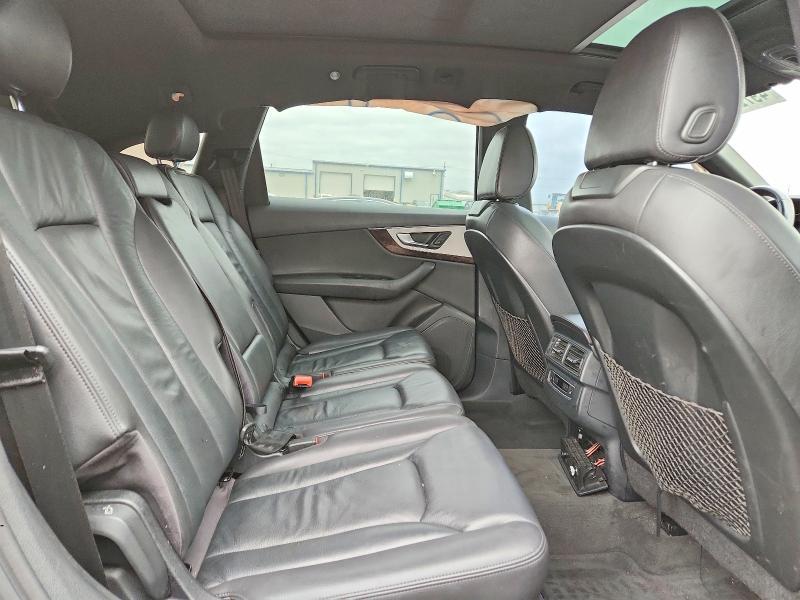 2017 Audi Q7 Premium Plus
