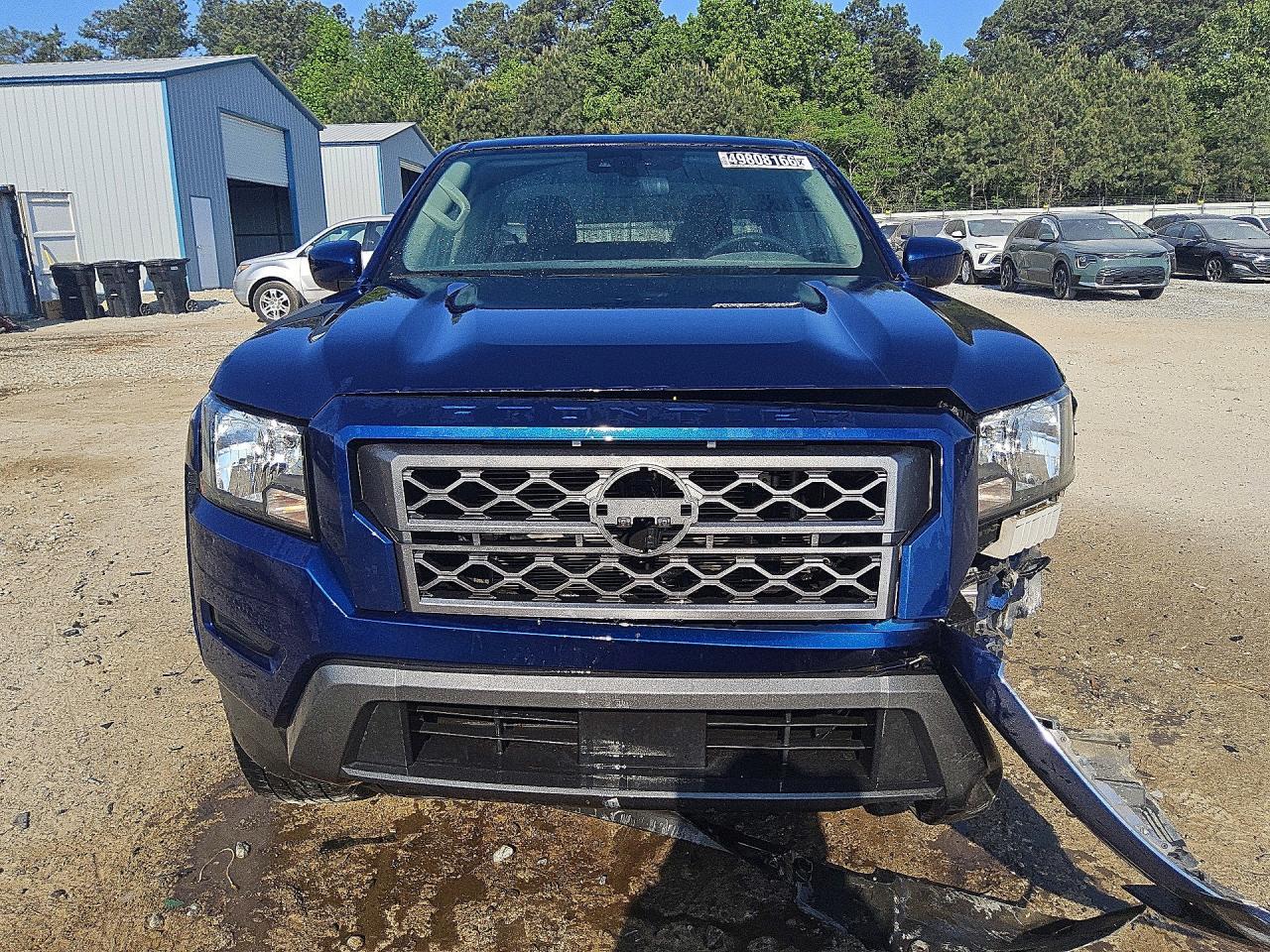 2022 Nissan Frontier SV