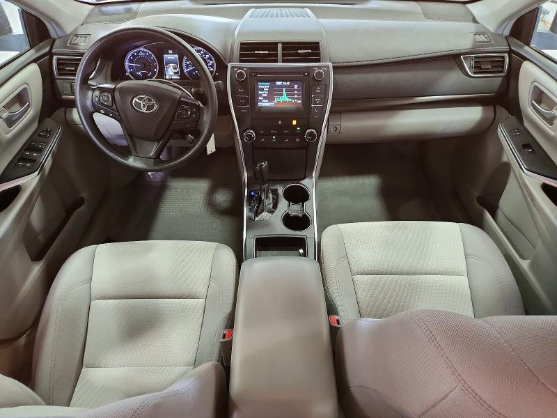 2016 Toyota Camry le