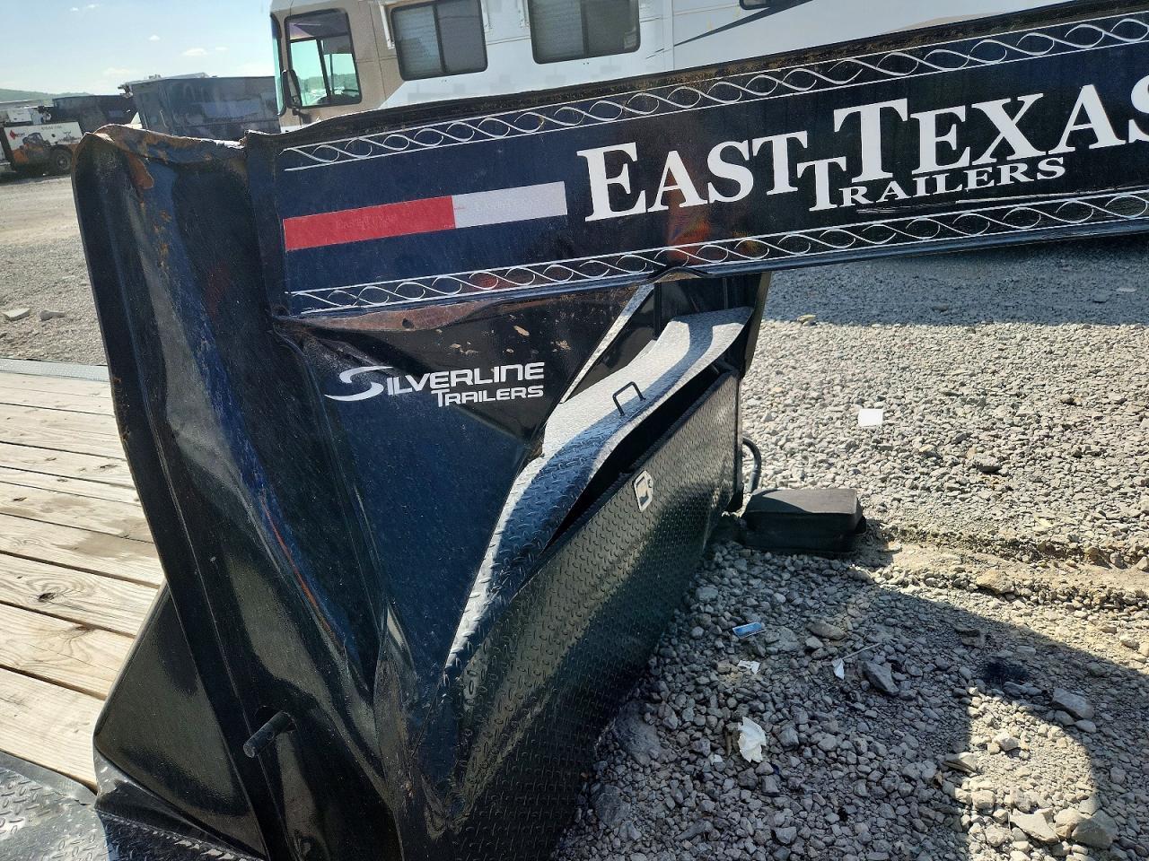 2025 Trailers Gooseneck