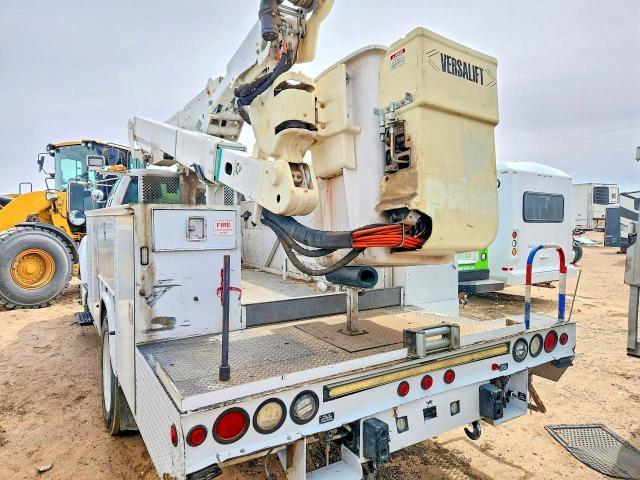 2015 Ford F650 Super Duty Bucket Truck