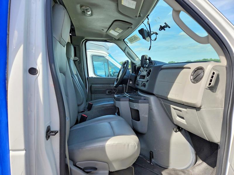 2024 Ford E350 Refrigerated BOX Truck