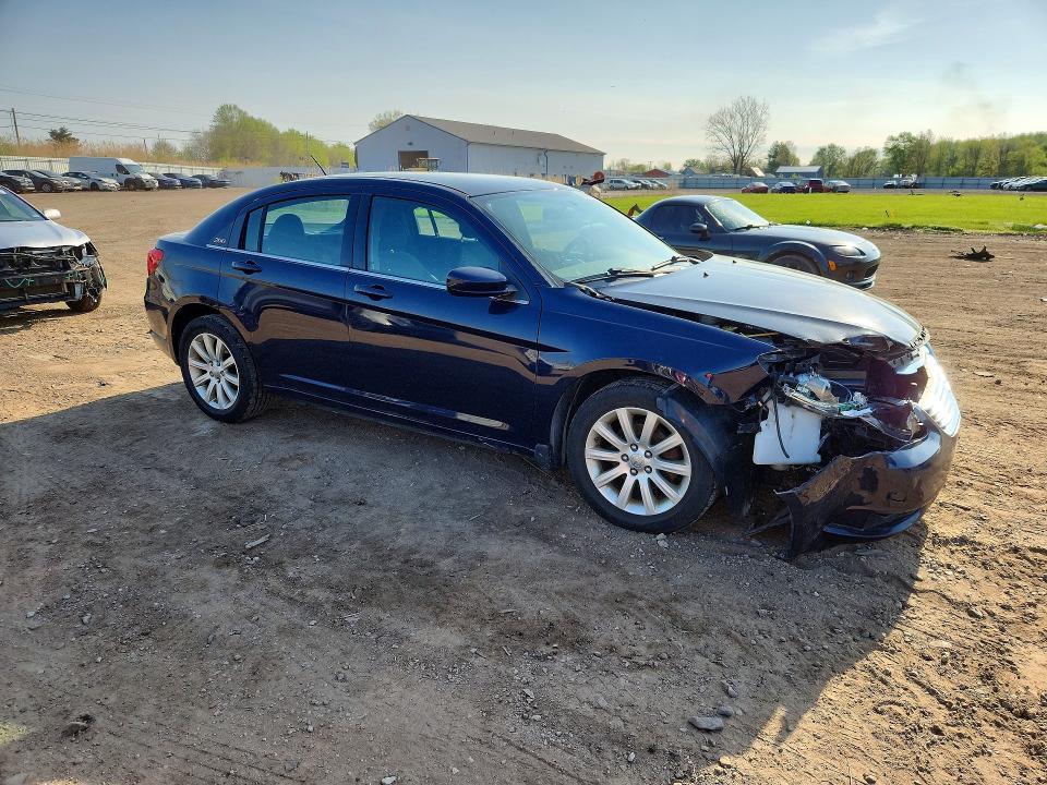 2014 Chrysler 200 Touring