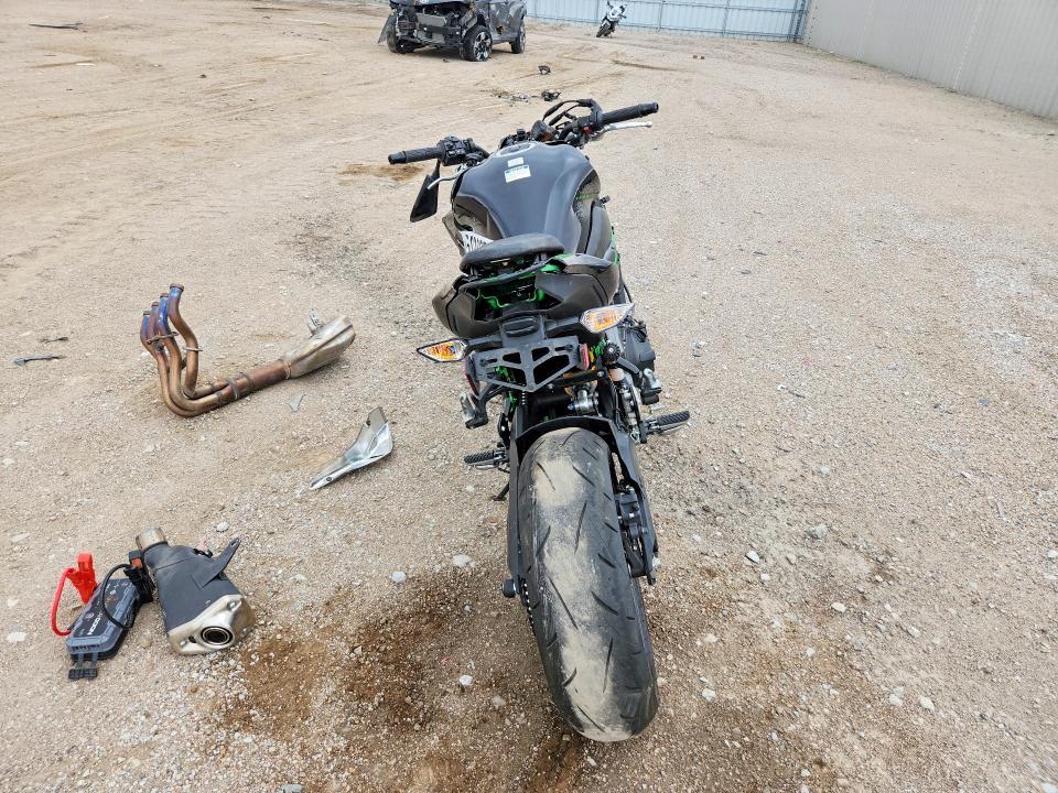 2024 Kawasaki ZR900 M