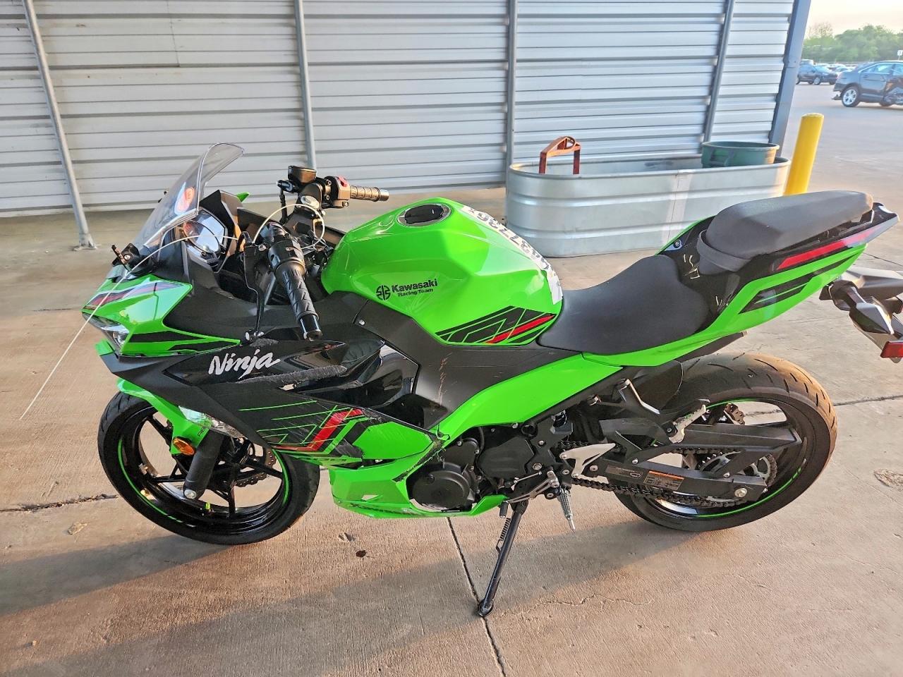 2023 Kawasaki EX400
