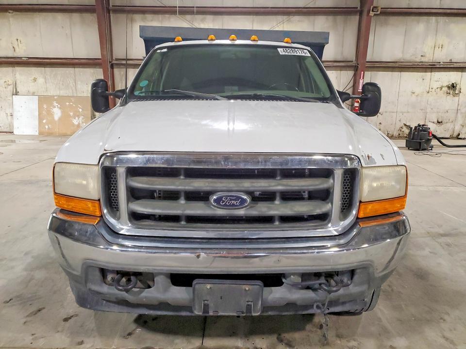 2001 Ford F550 Super Duty