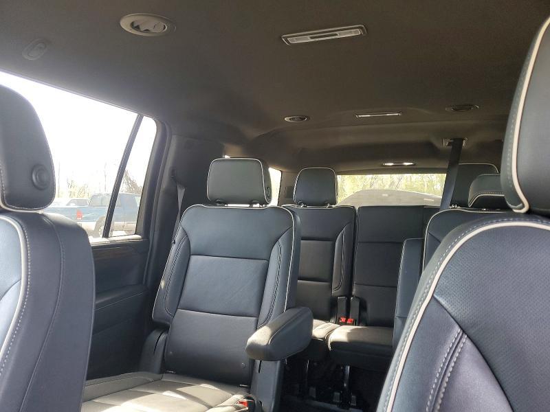 2023 Chevrolet Suburban C1500 Premier