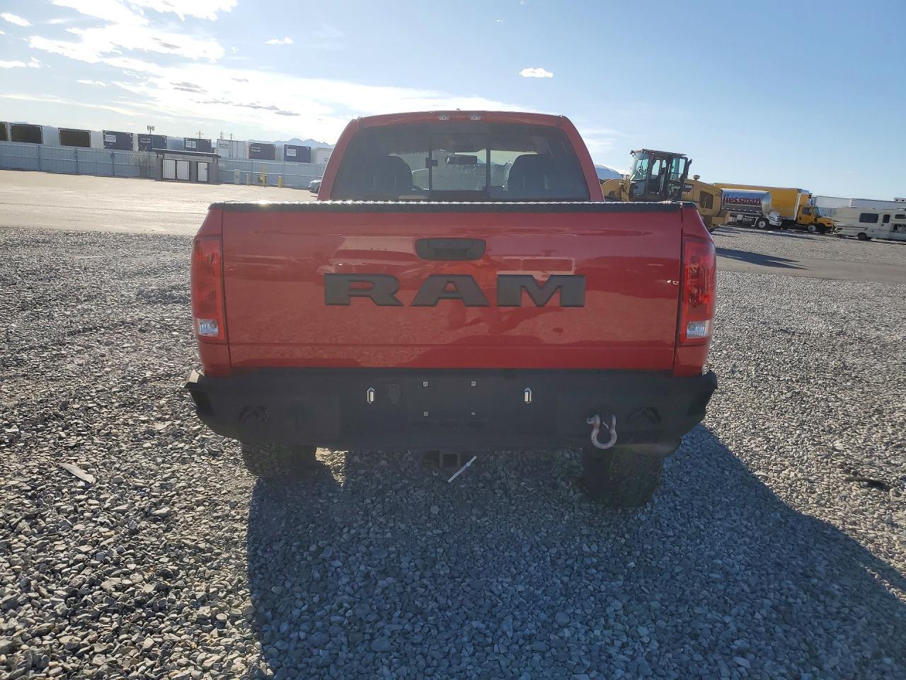 2005 Dodge RAM 2500 ST