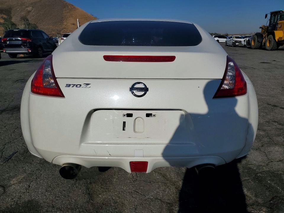 2016 Nissan 370z Base