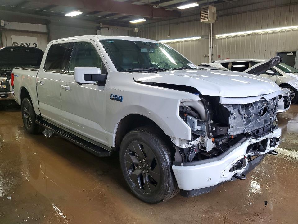 2025 Ford F150 Lightning Lariat