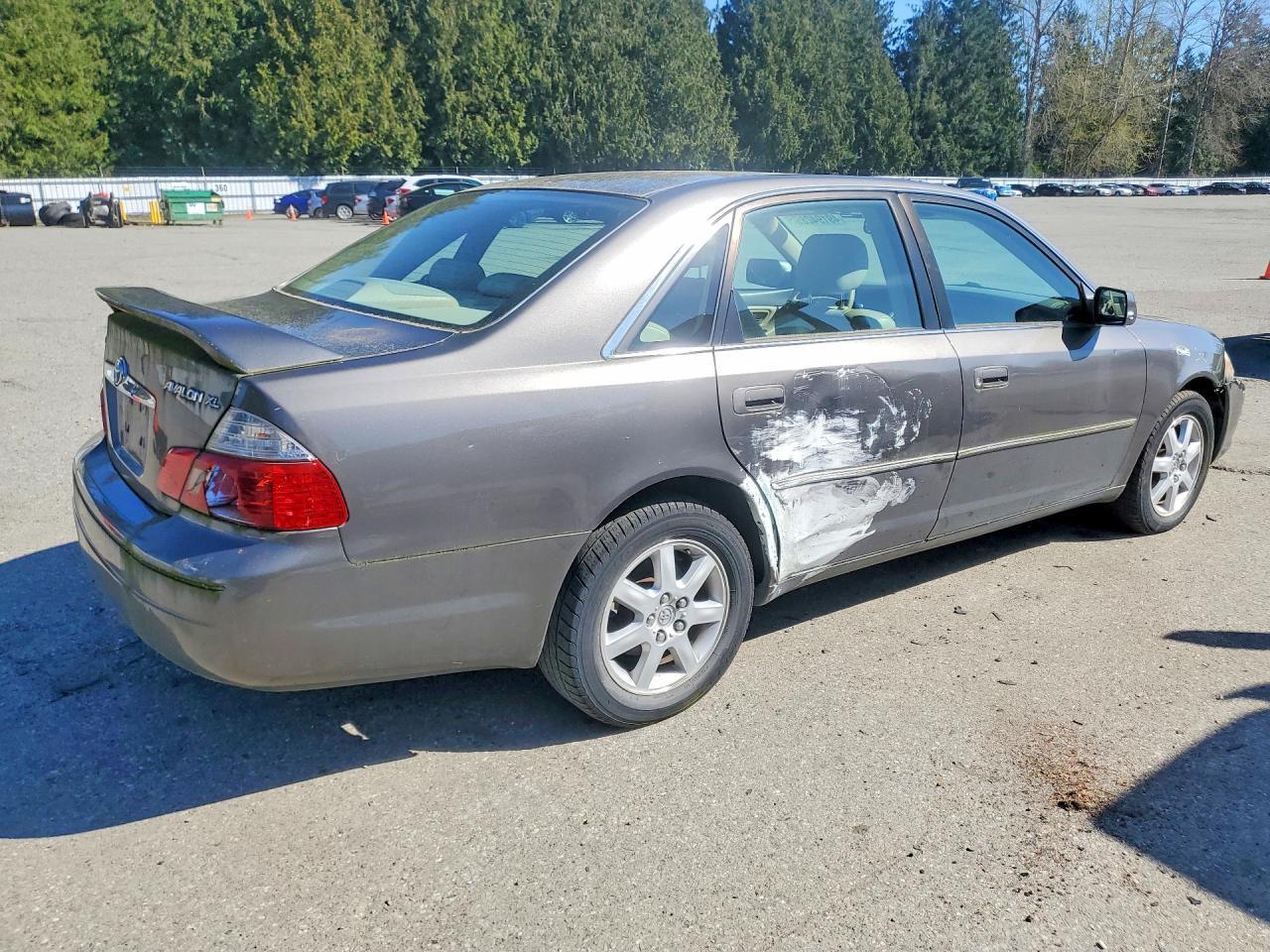 2003 Toyota Avalon xl