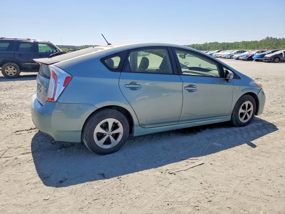 2014 Toyota Prius two