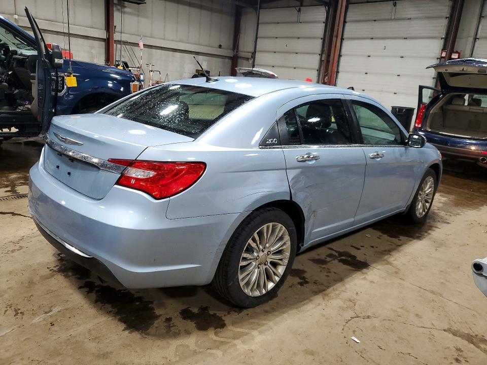 2012 Chrysler 200 Limited