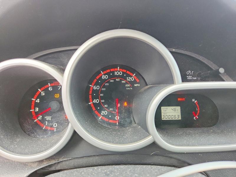 2010 Toyota Matrix Base