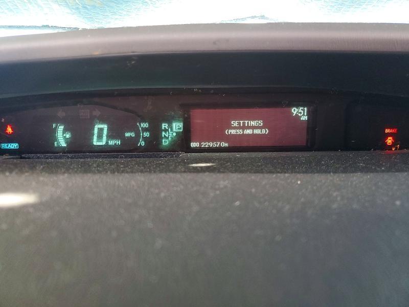 2010 Toyota Prius ii