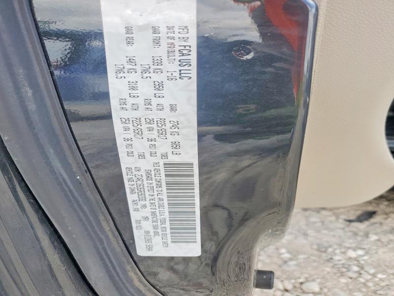 2016 Chrysler Town & Country Touring