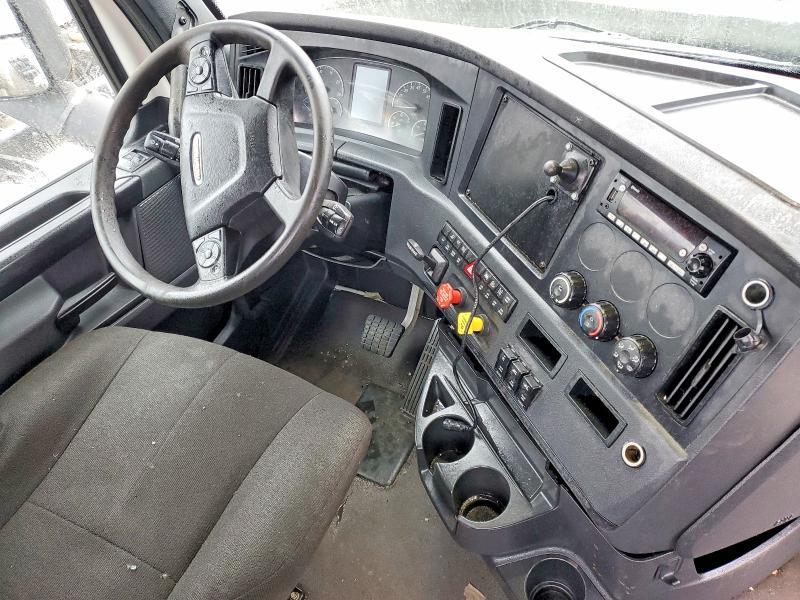 2023 Freigliner 2023 Freightliner Cascadia 126 Semi Truck