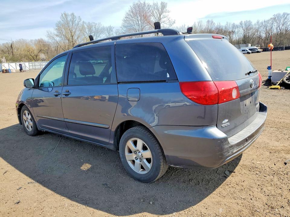 2009 Toyota Sienna xle