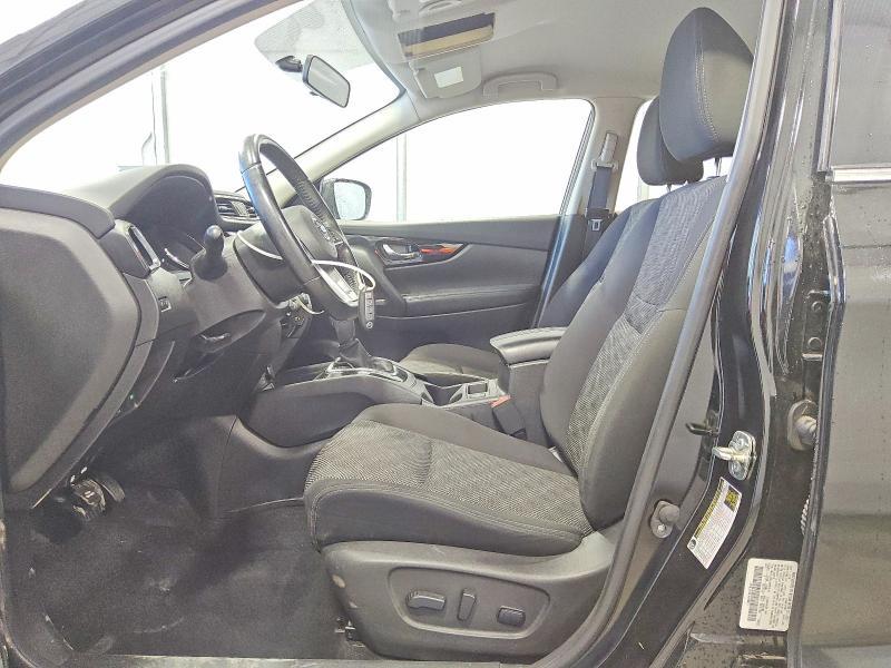 2018 Nissan Rogue Sport sv