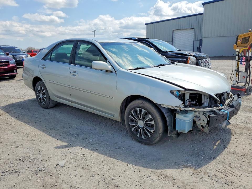 2003 Toyota Camry le