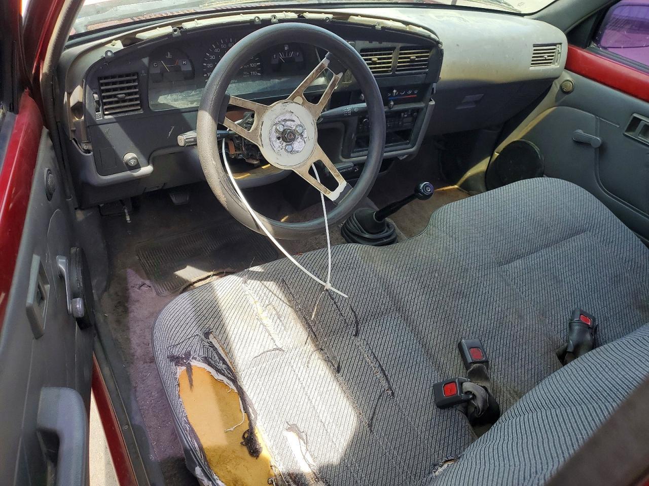 1995 Toyota Pickup Base