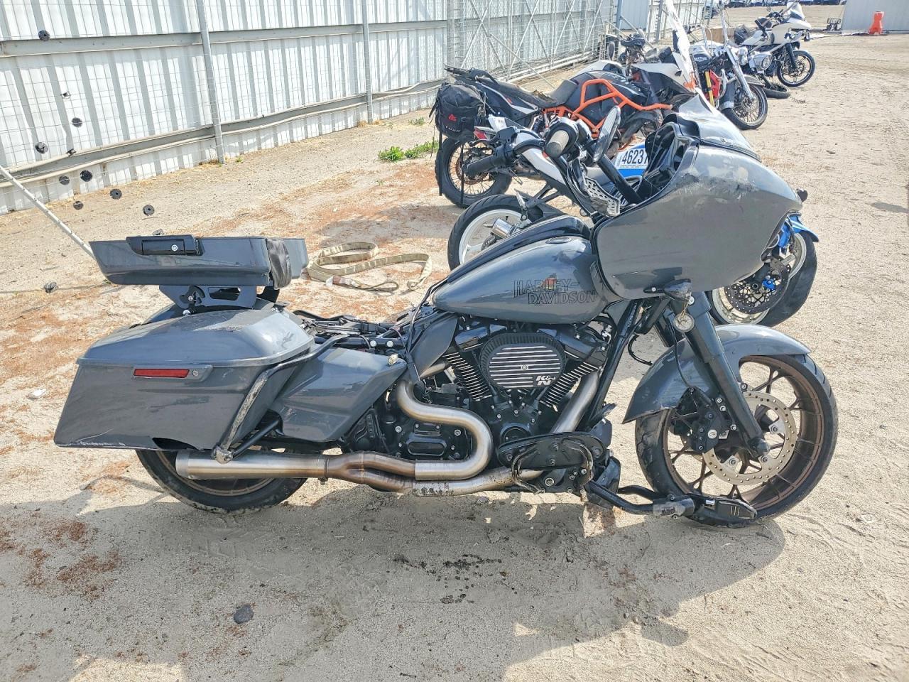 2022 Harley-Davidson Fltrxst