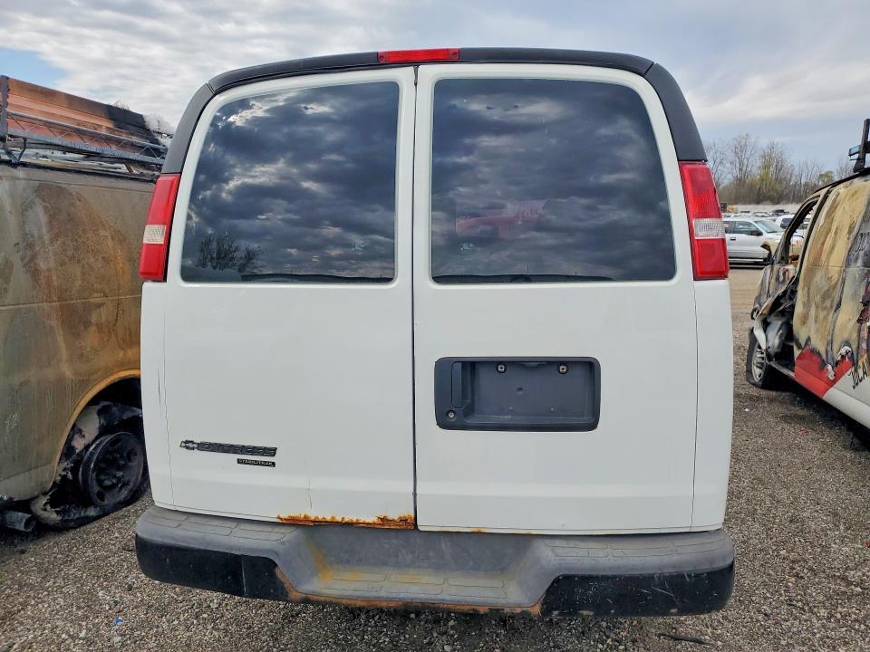 2015 Chev Express G2500