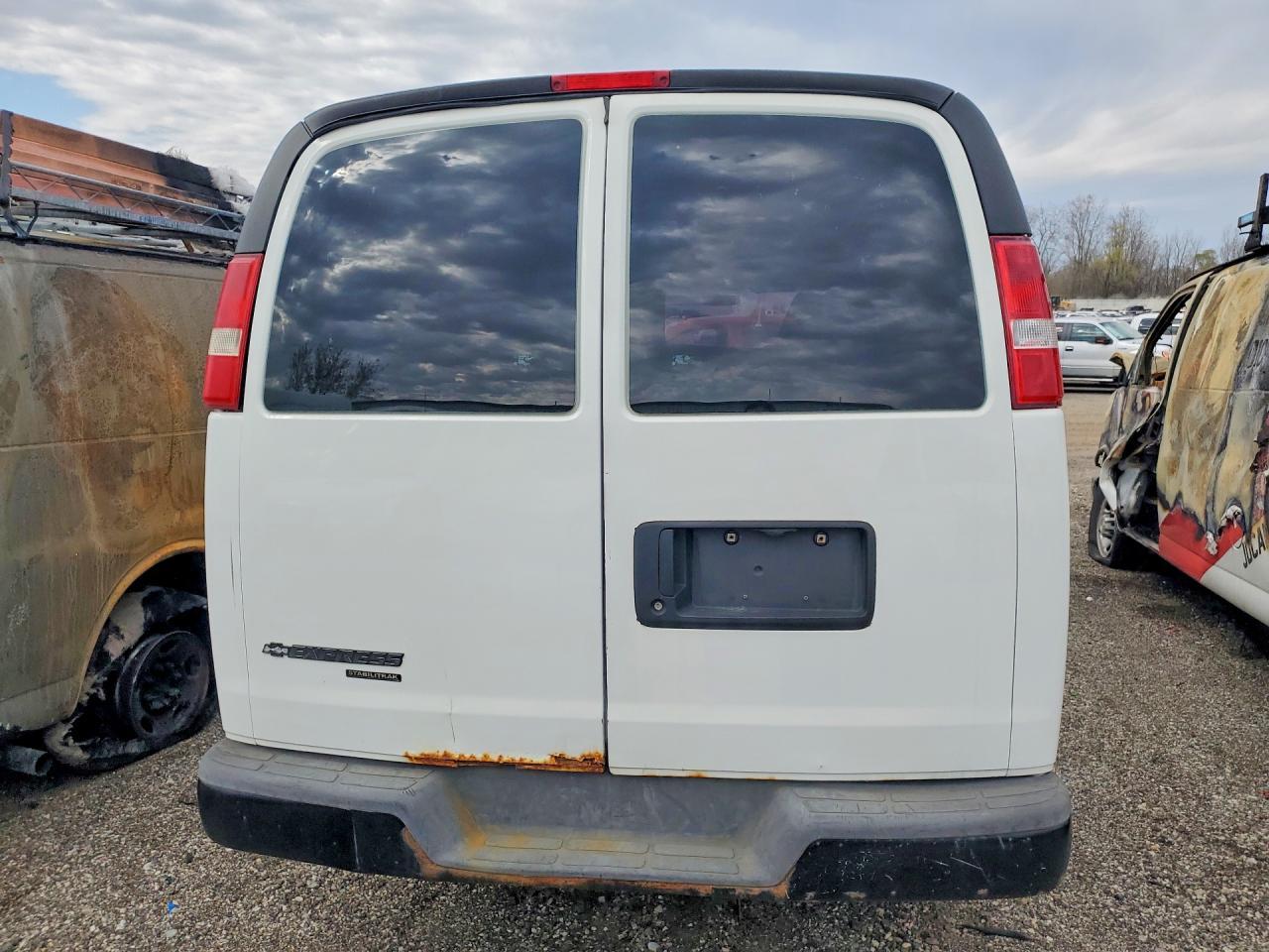 2015 Chev Express G2500