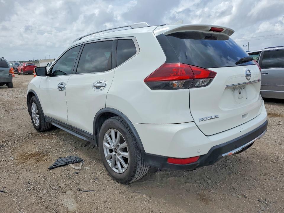 2019 Nissan Rogue sv