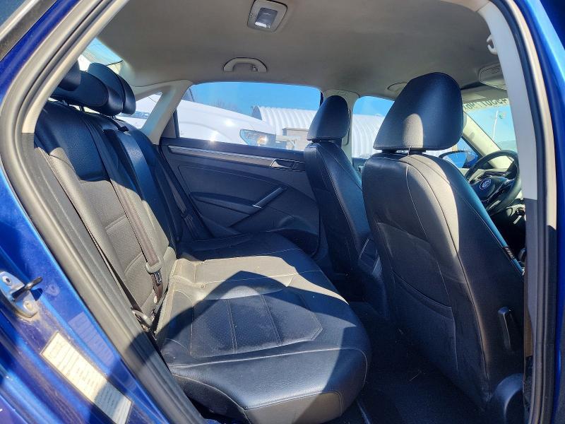 2017 Volkswagen Passat R-line