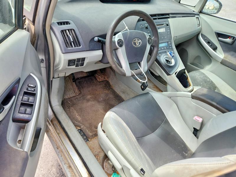 2010 Toyota Prius ii