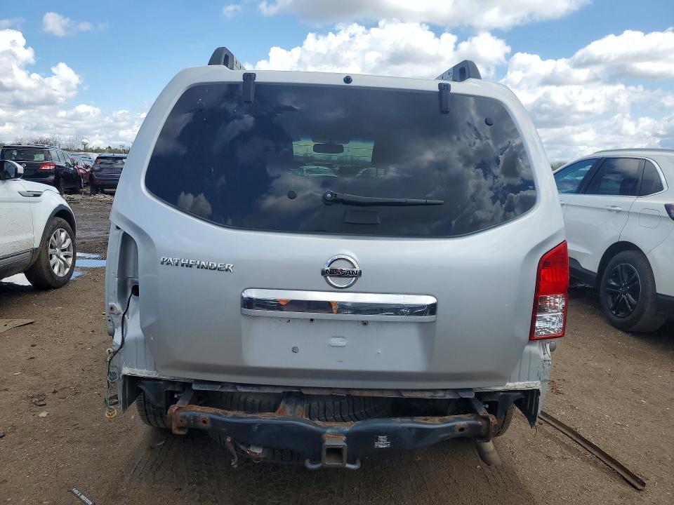 2012 Niss Pathfinder