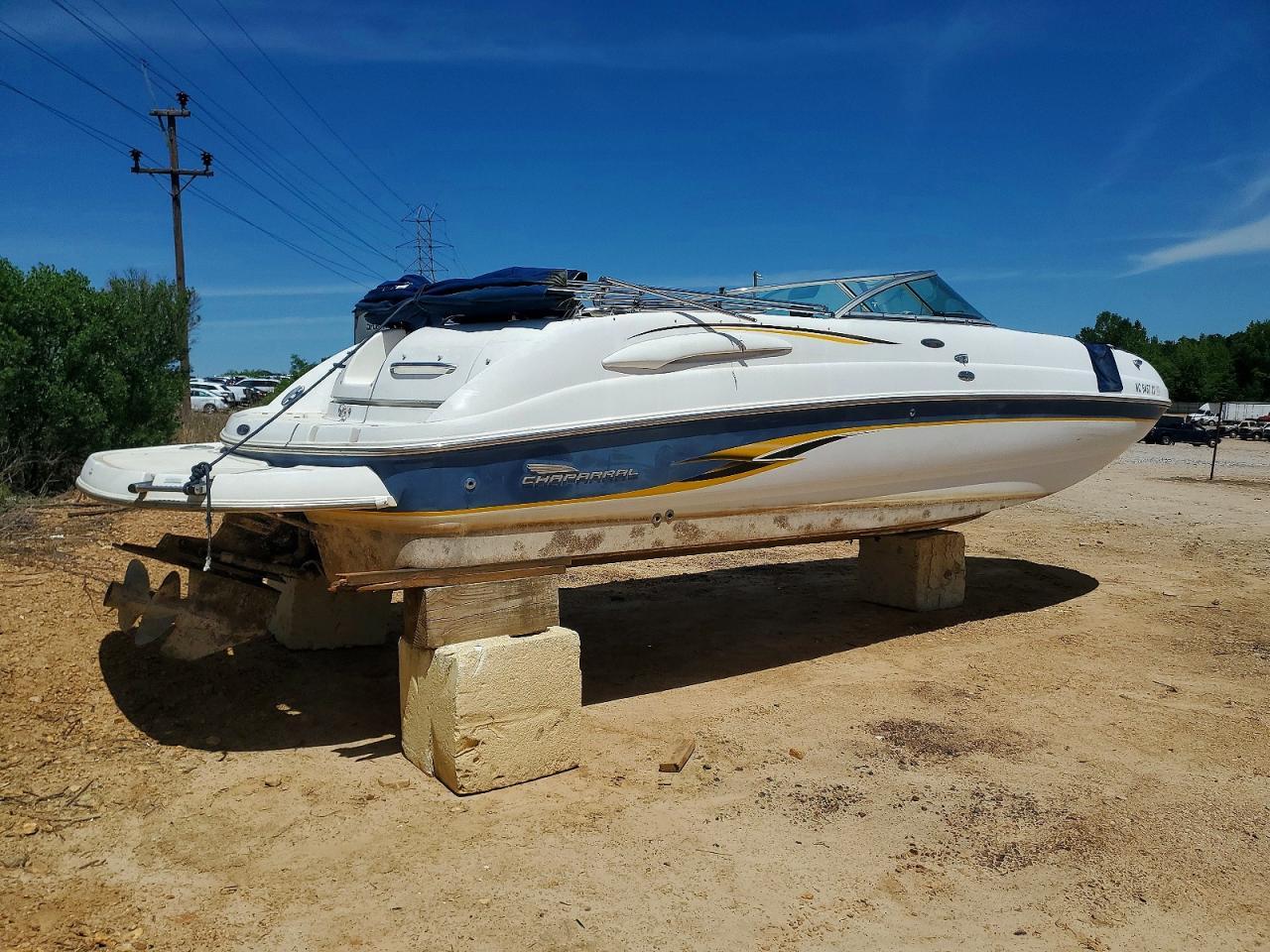 2001 Chaparral Sunesta 263-Boat