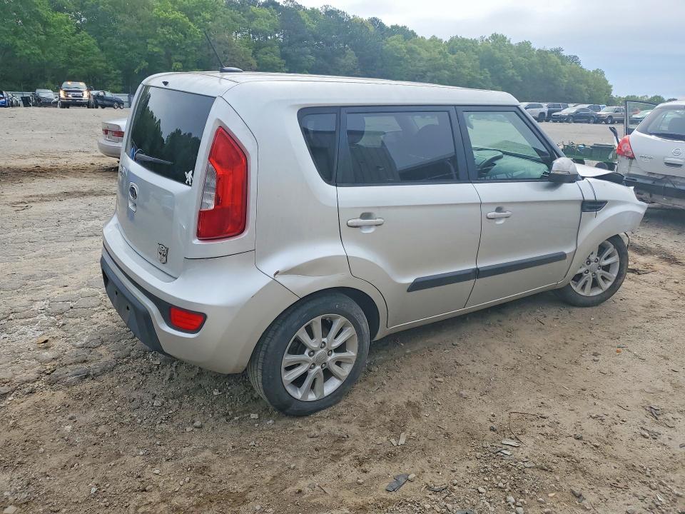 2012 KIA Soul +