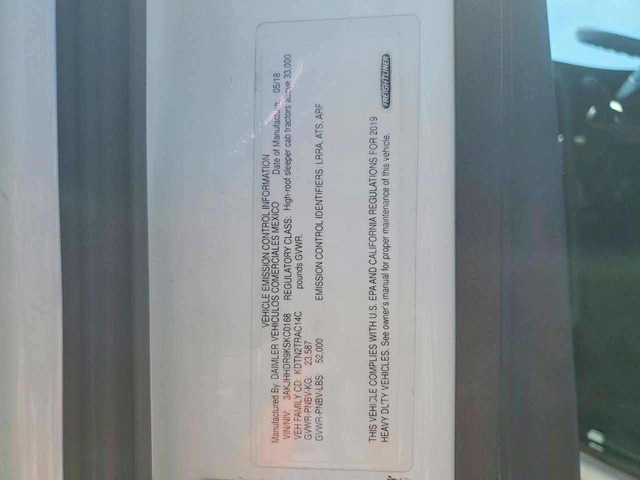 2019 Freigliner Cascadia 126