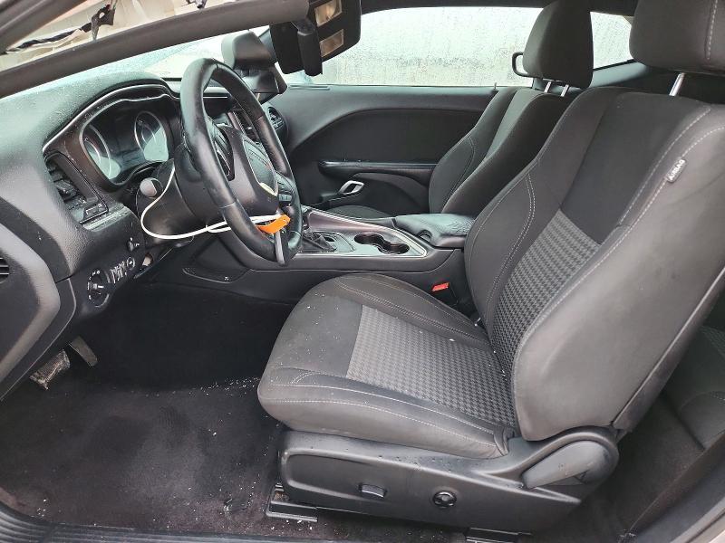 2016 Dodge Challenger sxt