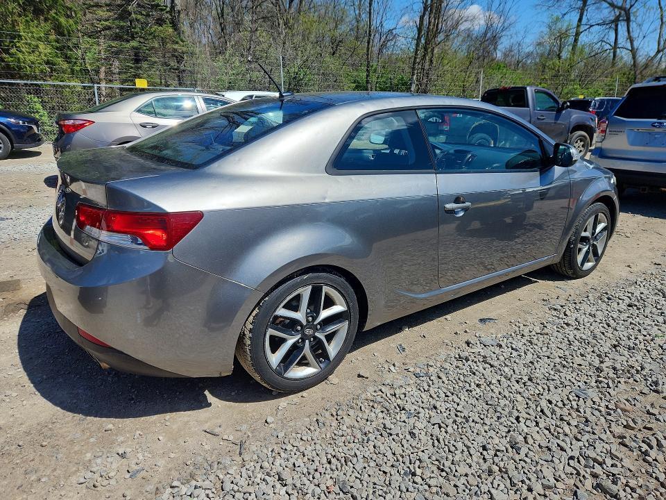 2010 KIA Forte sx