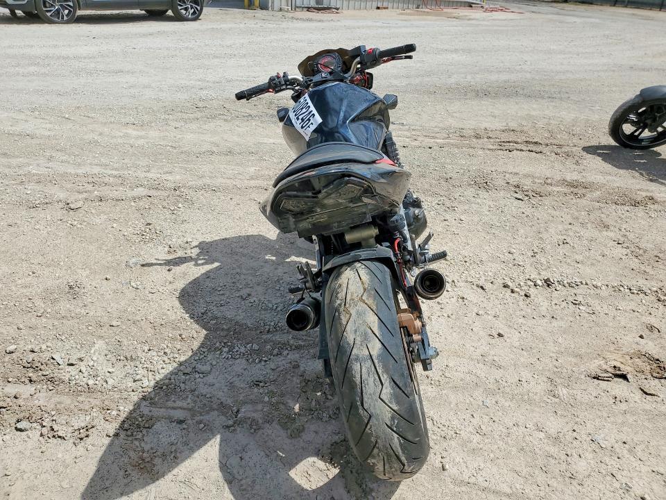 2003 Kawasaki ZR1000 A1