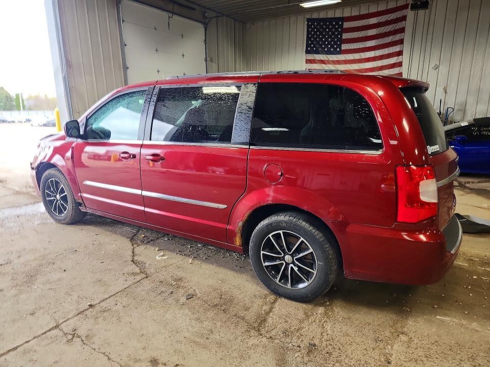 2013 Chrysler Town & Country Touring