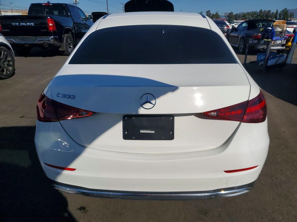 2022 Mercedes-Benz C300